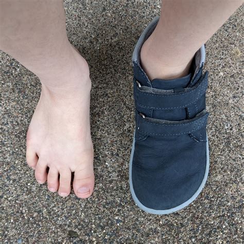 fake shoes for barefoot